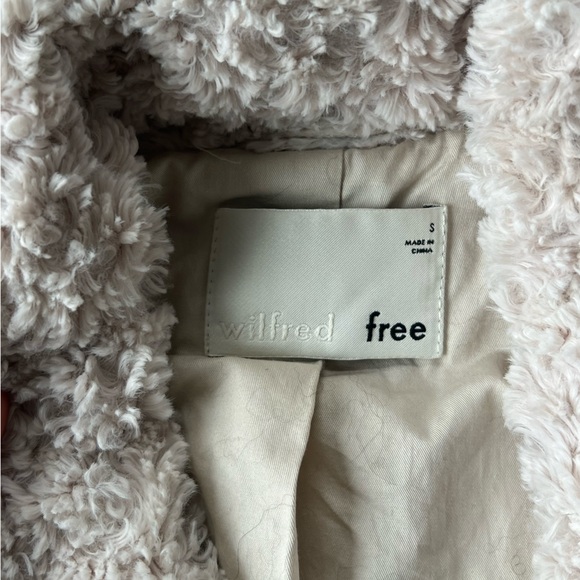 Aritzia Wilfred Free Teddy Coat Sherpa Tan Cream size Small - Picture 9 of 13